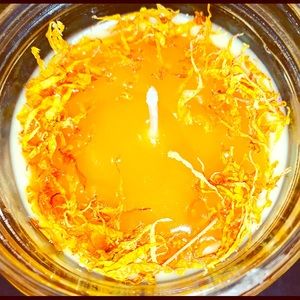 Citrus candle